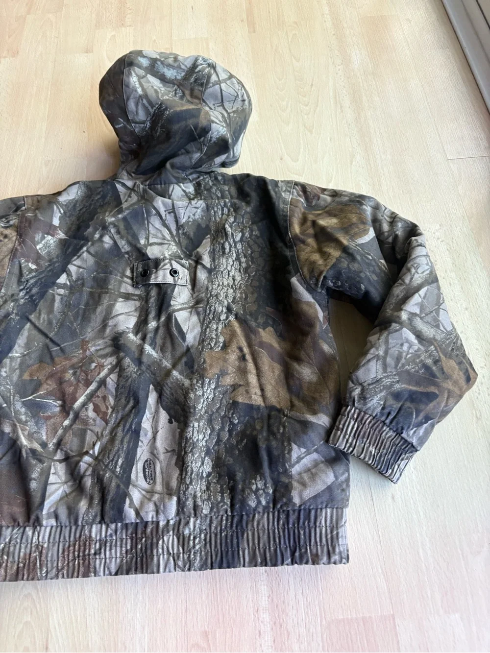Outfitters Ridge boy M 8 realtree hardwoods camo zip up jacket quilted pockets